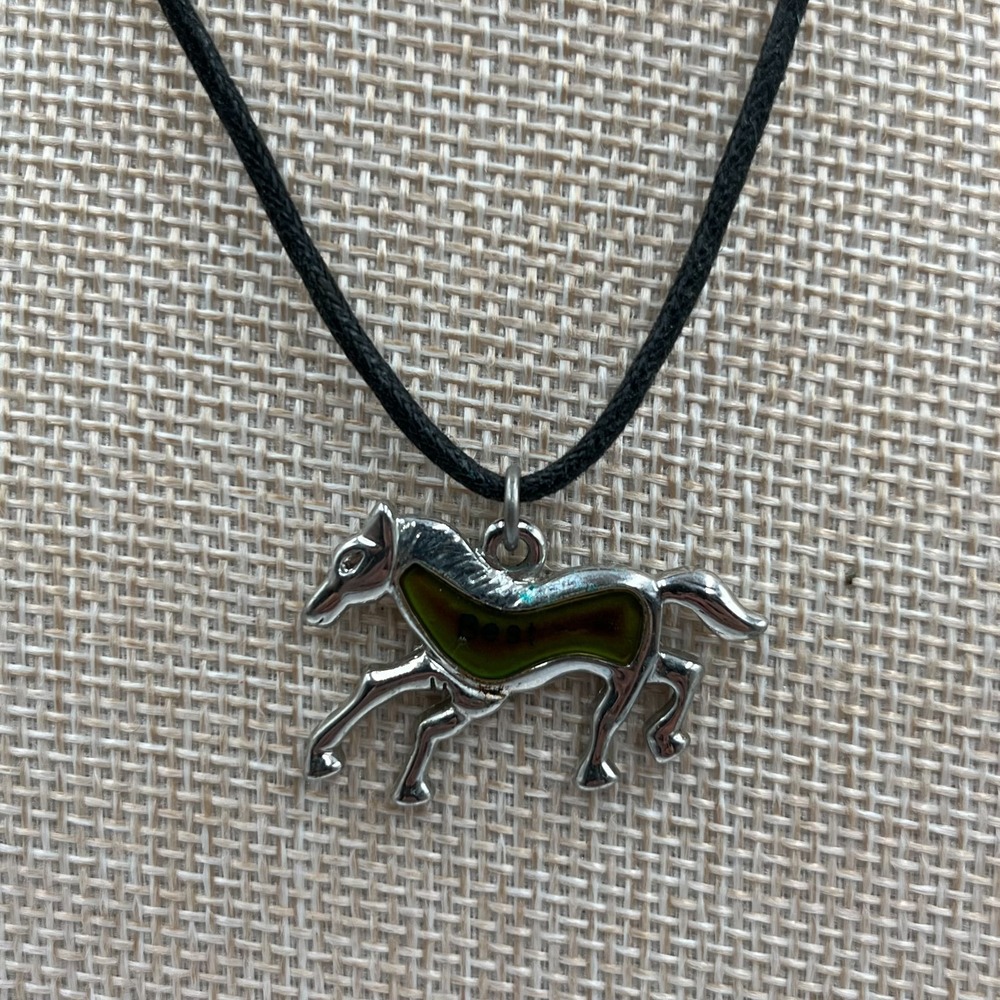 Vintage Horse Mood Necklace Silver Tone Pendant Color‎ Changing Equestrian Best